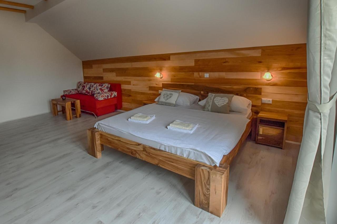 Villa Stone 1 Rakovica Buitenkant foto